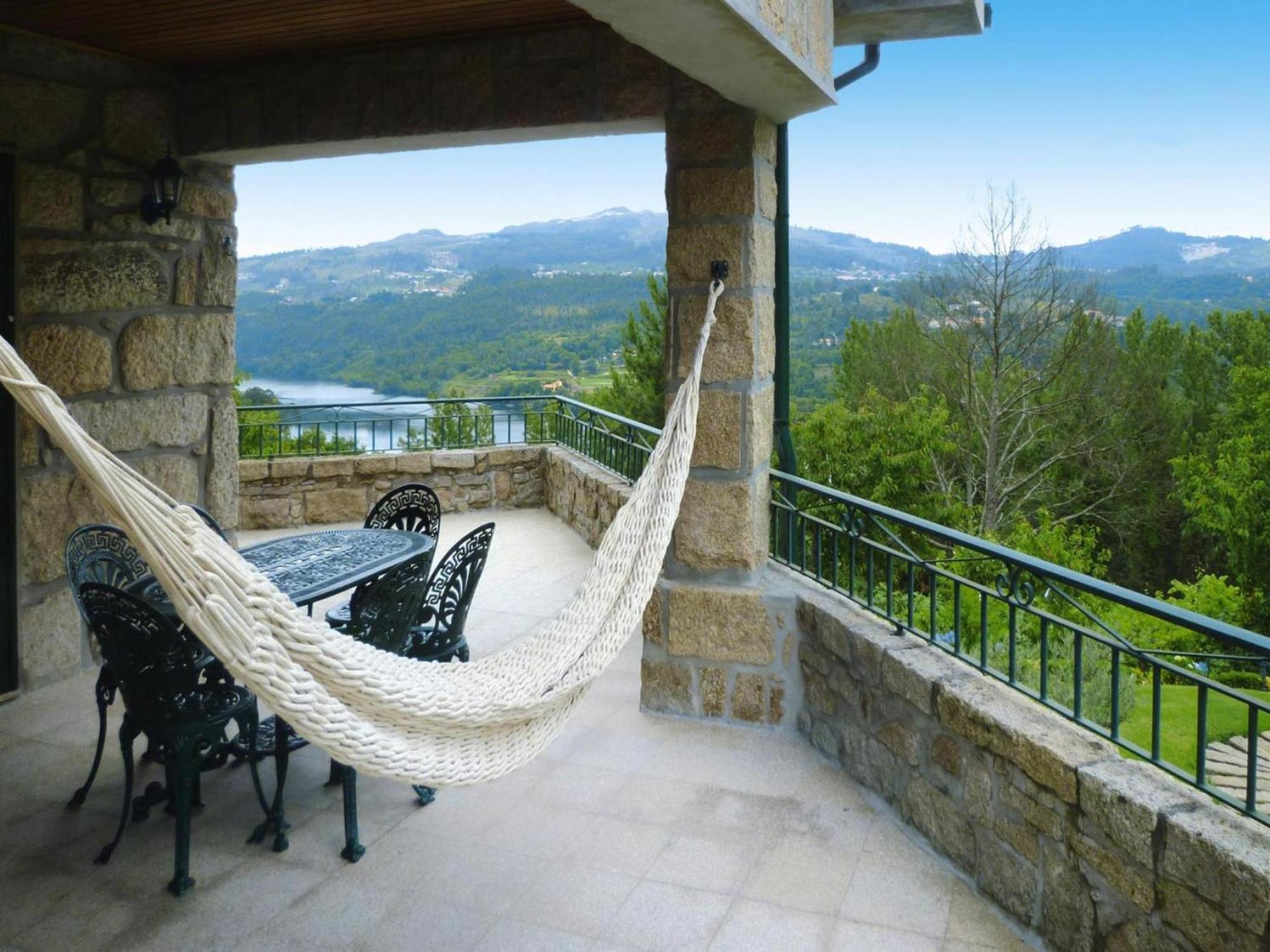 Holiday Home, Luzim Εξωτερικό φωτογραφία