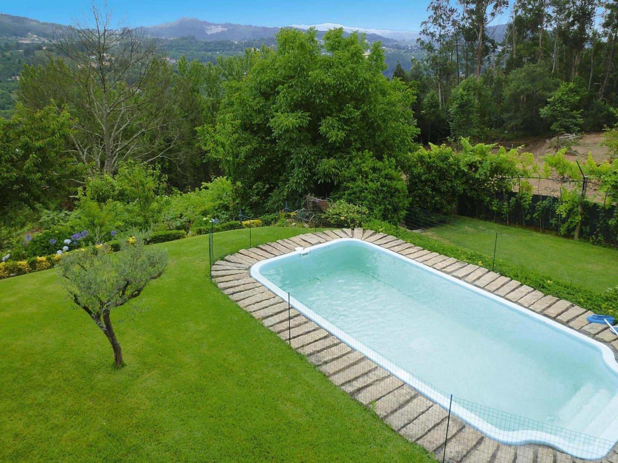 Holiday Home, Luzim Εξωτερικό φωτογραφία